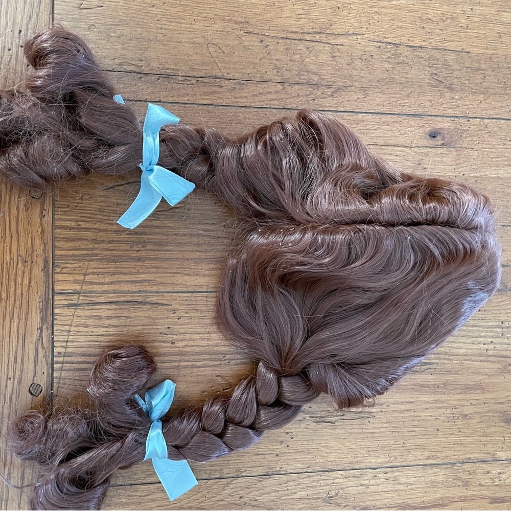 Rubies Brown Braided Dorothy Wig with Blue Ribbons - Picture 7 of 9